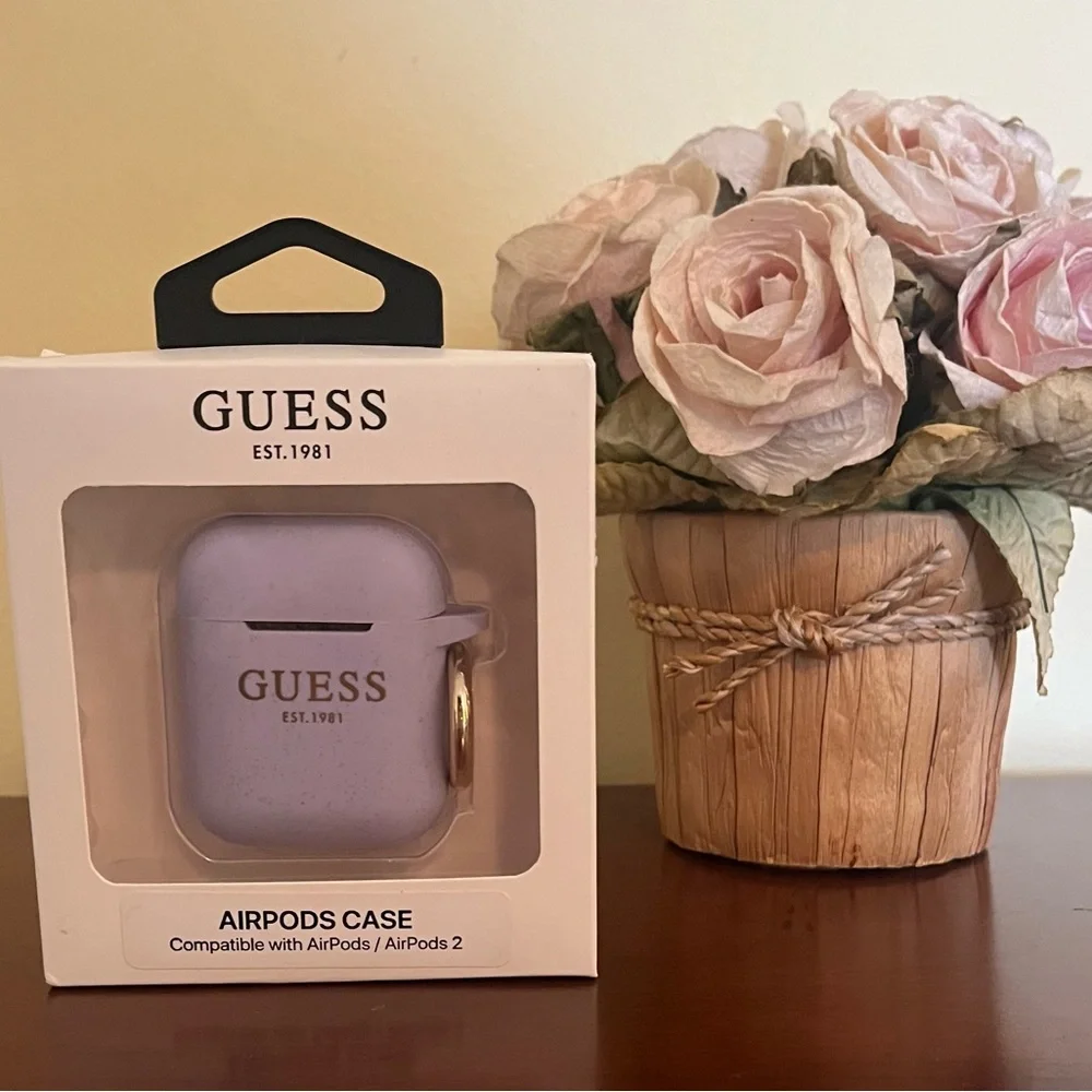 🌟🪻👂Guess Lavender With Gold Sparkles AirPods Case-‎ AirPods / AirPods 2